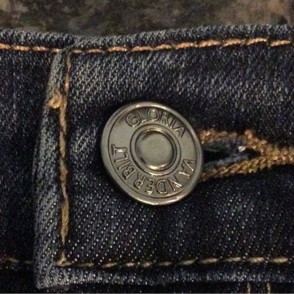 Gloria Vanderbilt Blue Denim Jeans - Picture 8 of 12